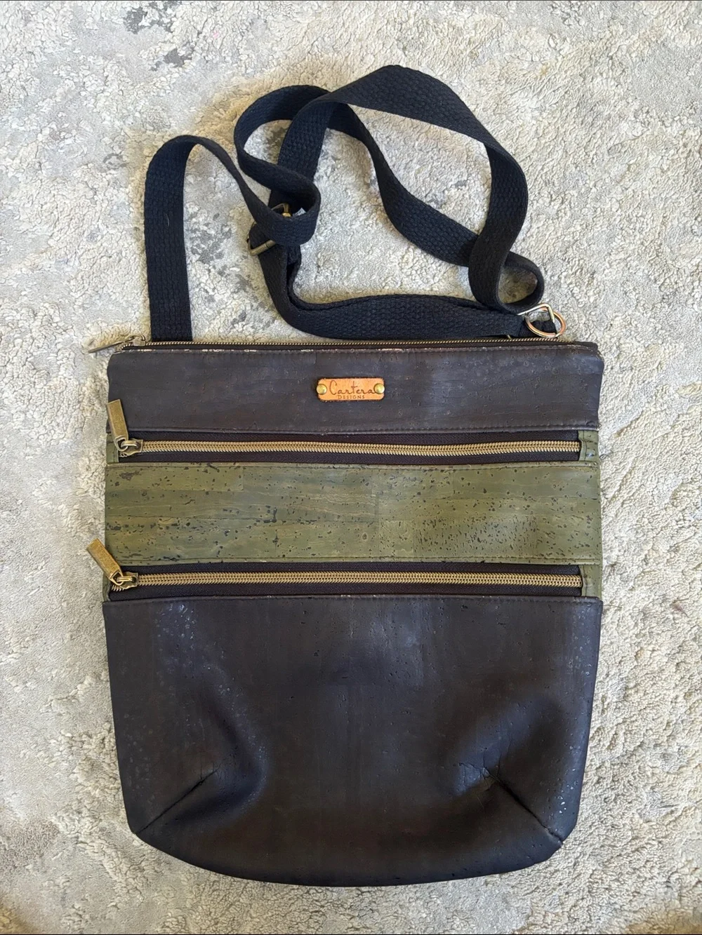 Cartera designs Men's Crossbody Bag in Dark Brown with Olive Accent